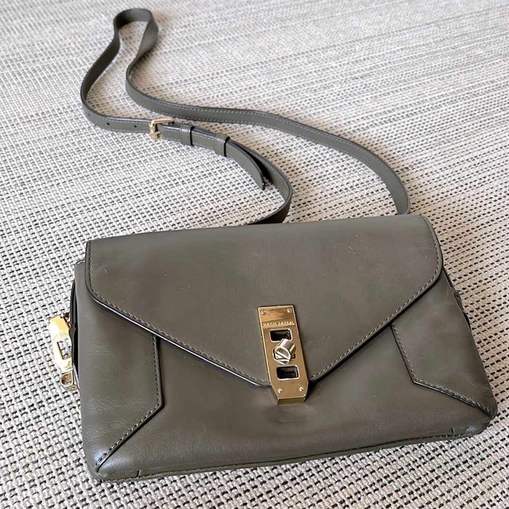 Henri Bendel Crossbody Purse Bag